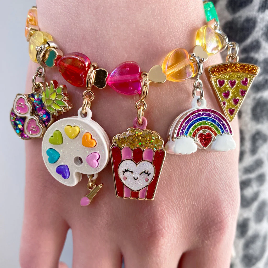 CHARM IT® Gold Rainbow Heart Bead Stretch Bracelet - Image 3